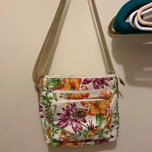 Adorable floral print purse